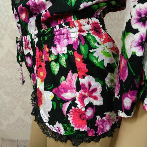Betsey Johnson Floral Romper Size XS Kimono Sleeve Lounge Wear Lace Trim Deep V - Picture 7 of 12